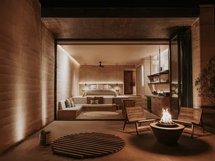 06 Romantic Getaways