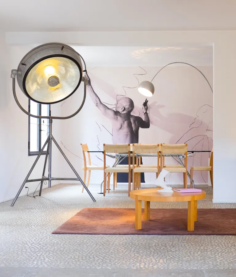 Domaine Andeols Theme Box 02 Art And Culture