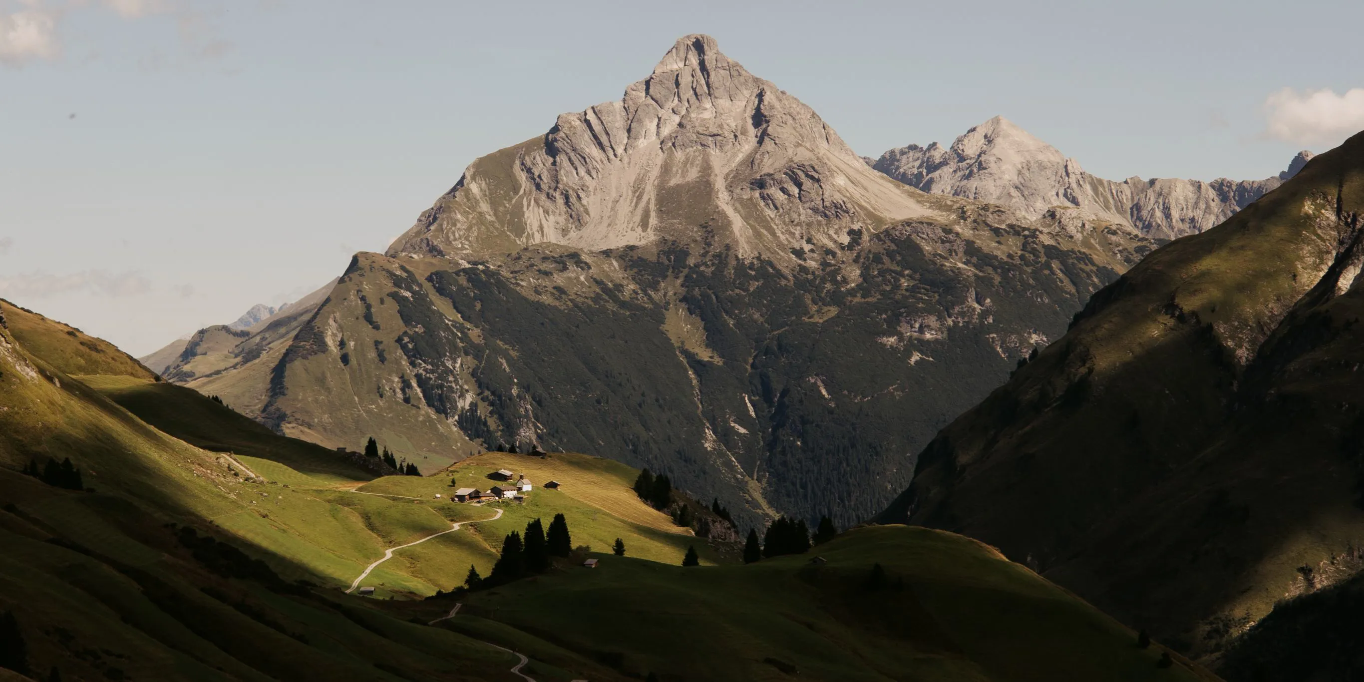 Theme KV Mountain Summer