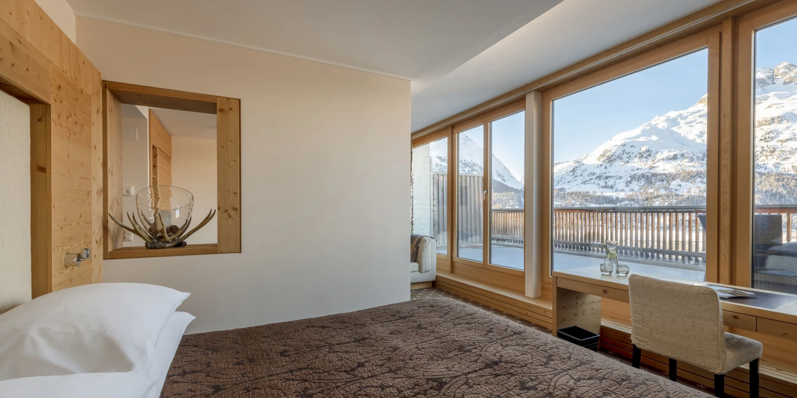 Nira Alpina Rooms
