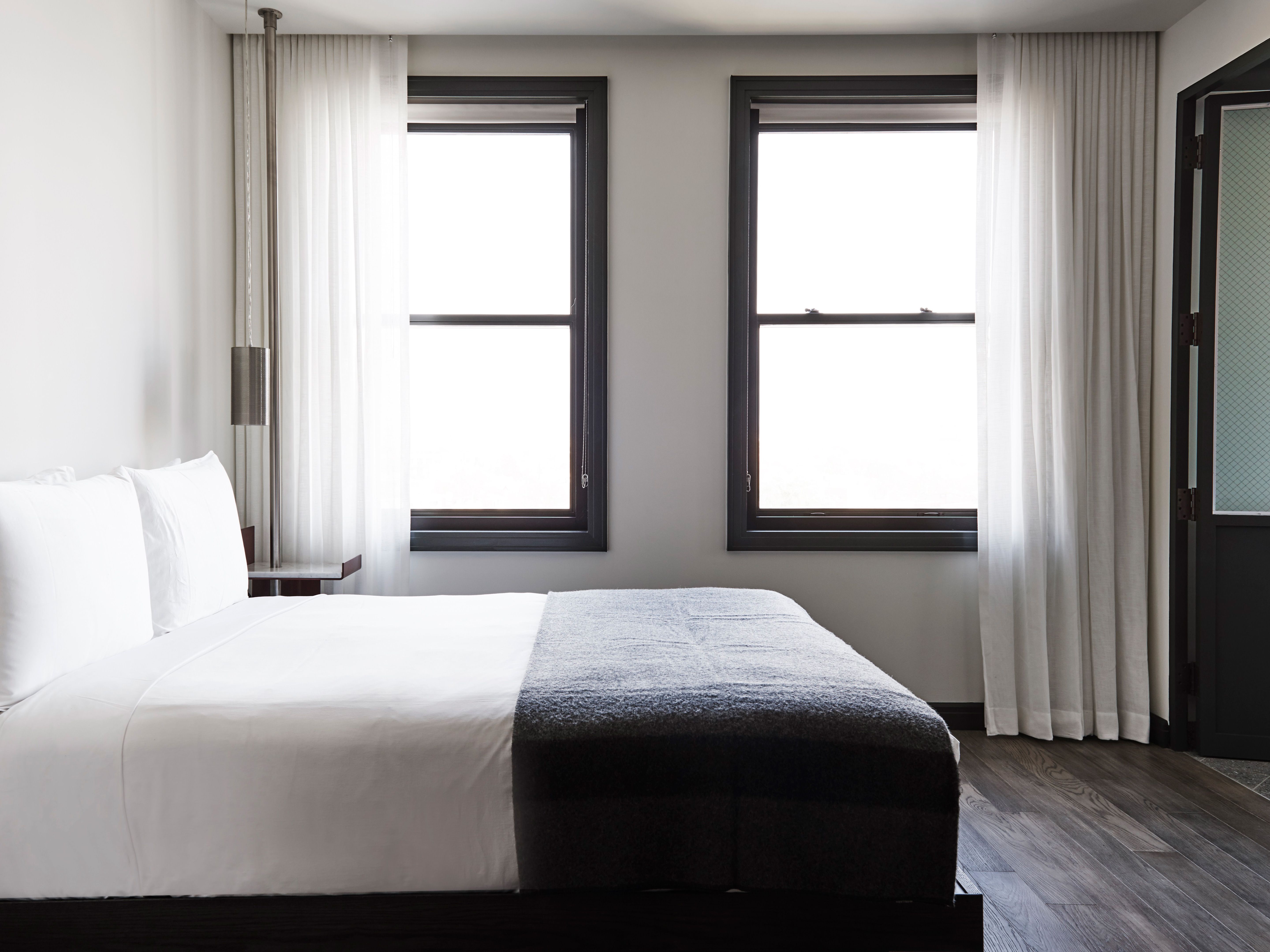 Rooms & Suites At The Robey In Chicago, USA- Design Hotels™ - Design ...